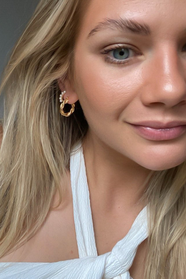 Eva gold Earring