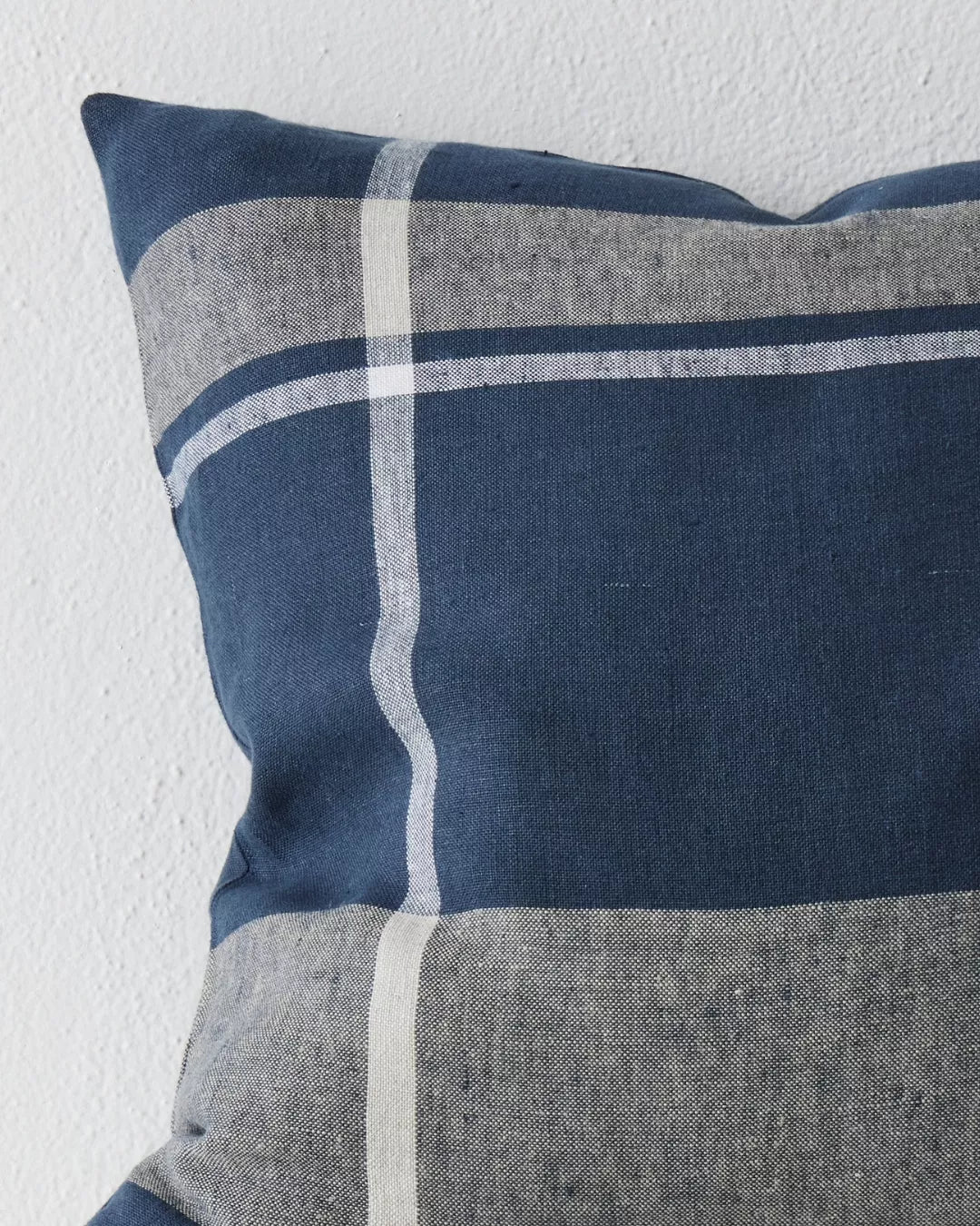 Dante Linen Cushion | Denim |50x50cm