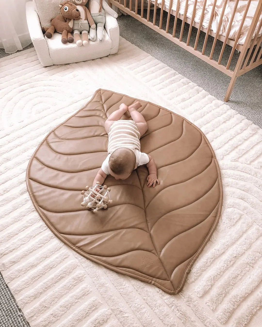 Vegan Leather Quilted Playmat | Leaf