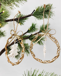 Curly Glitter Wreath with Tree or Star Hanging Decoration